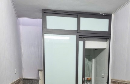 CẦN BÁN NHÀ RIÊNG PHỐ HỒNG MAI, 4 TẦNG, 2 NGỦ, ĐỦ CÔNG NĂNG 1.3 TỶ (CÓ TL)